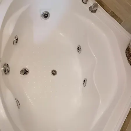 Marina Jacuzzi Apartment Free Parking Novi Sad Exterior foto