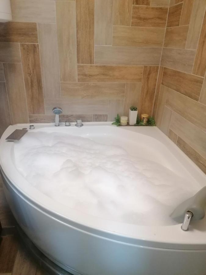 Apartment Marina Jacuzzi Free Parking